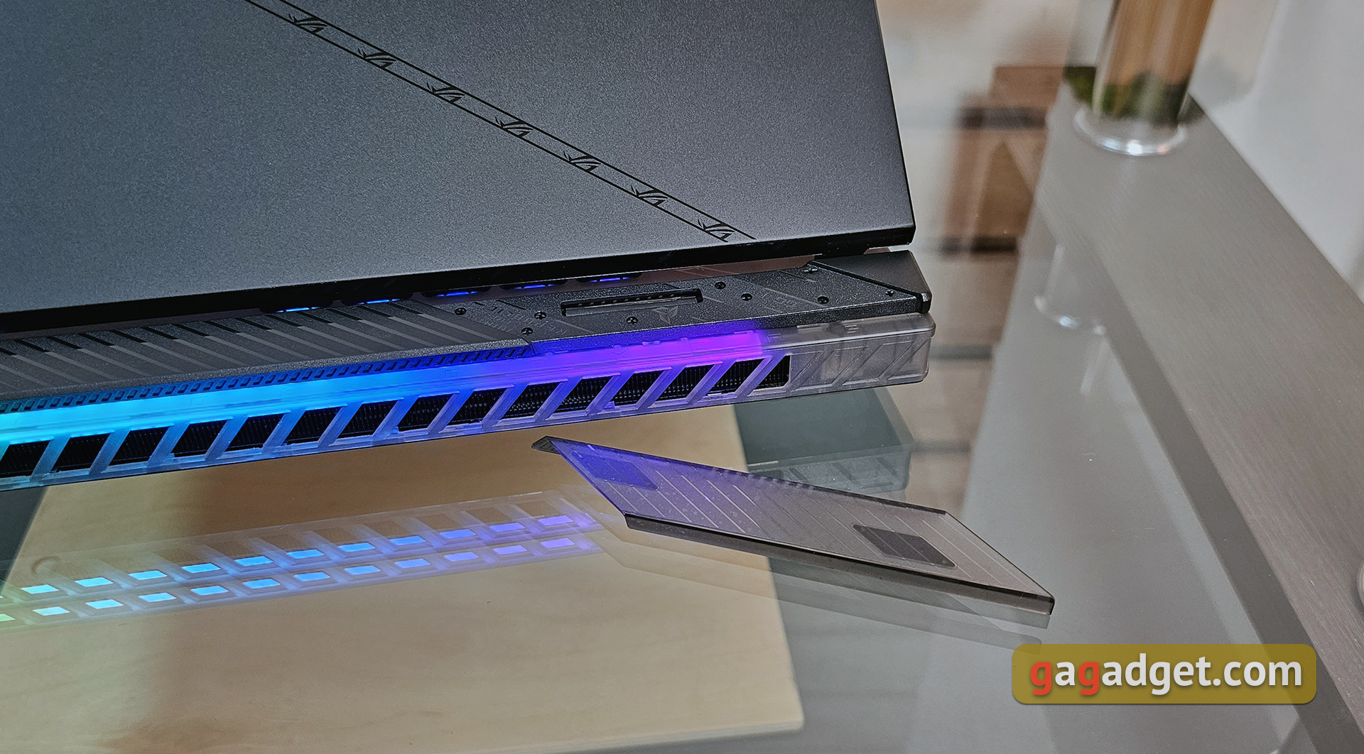 Critique du ASUS ROG Strix SCAR 16 (2023) : domination totale sur le champ de bataille virtuel-14