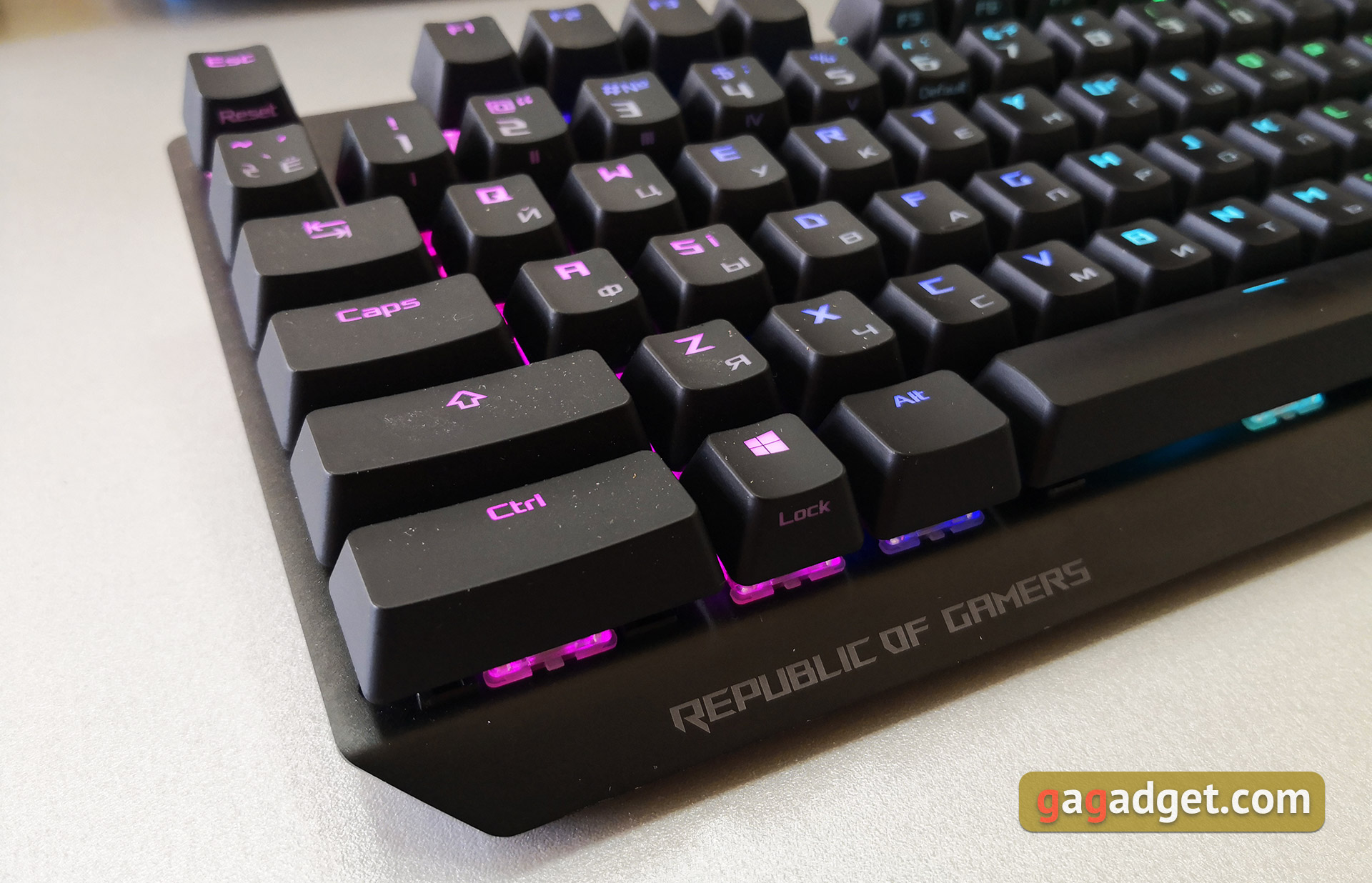 Обзор ASUS ROG Strix Scope: геймерская механическая клавиатура для максимального Control-я-8
