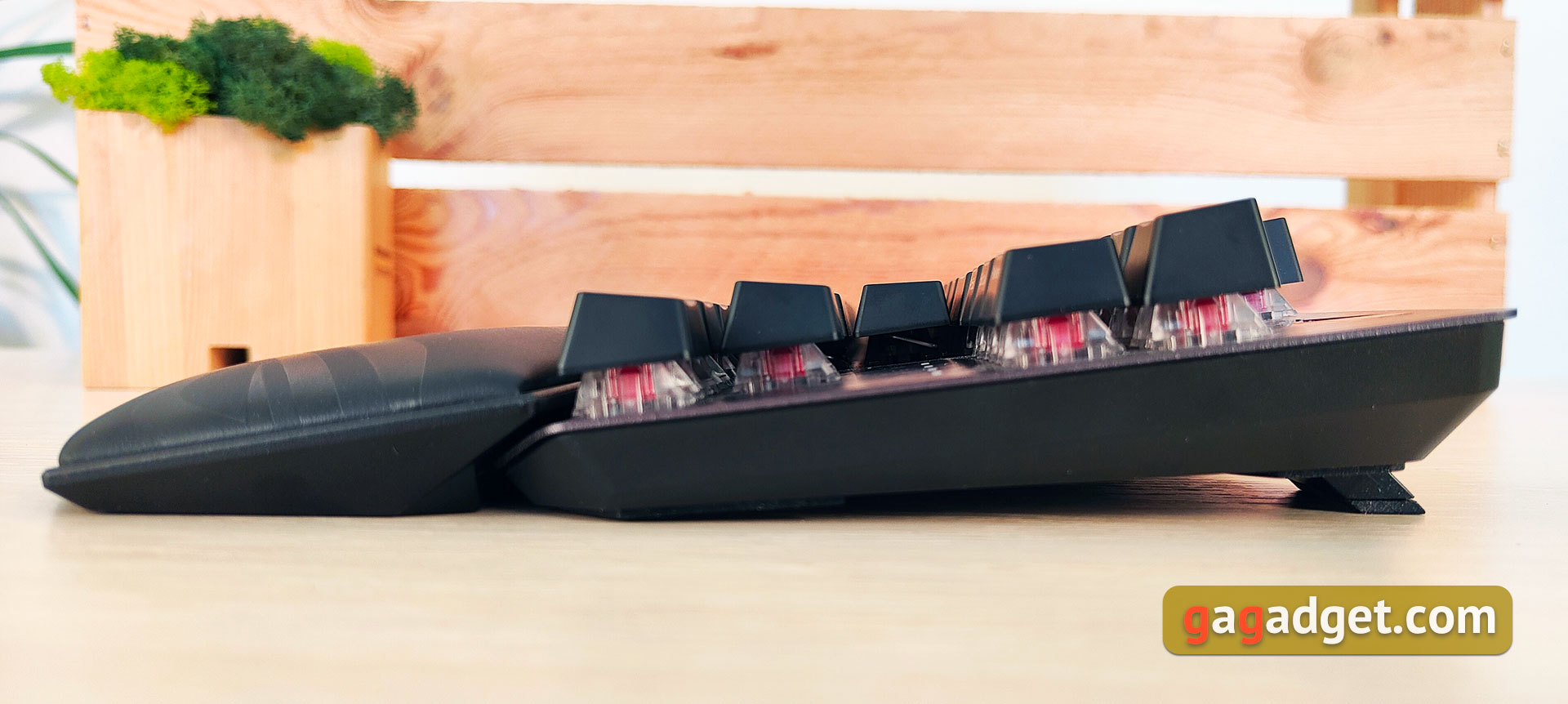 Обзор ASUS ROG Strix Scope NX TKL Deluxe: компактная геймерская клавиатура с механическими переключателями ASUS-13