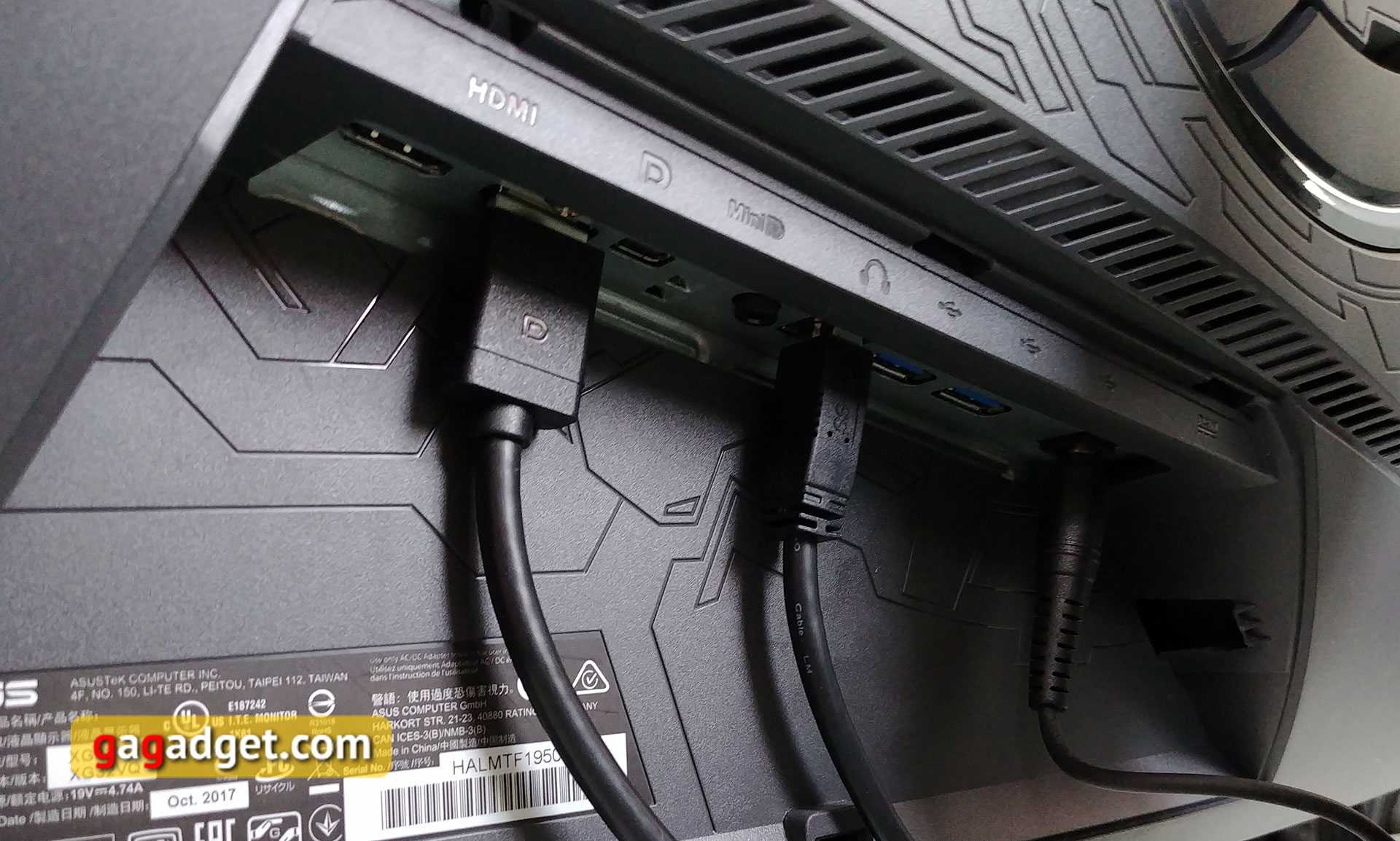 asus-rog-strix-xg32vq-18.jpg