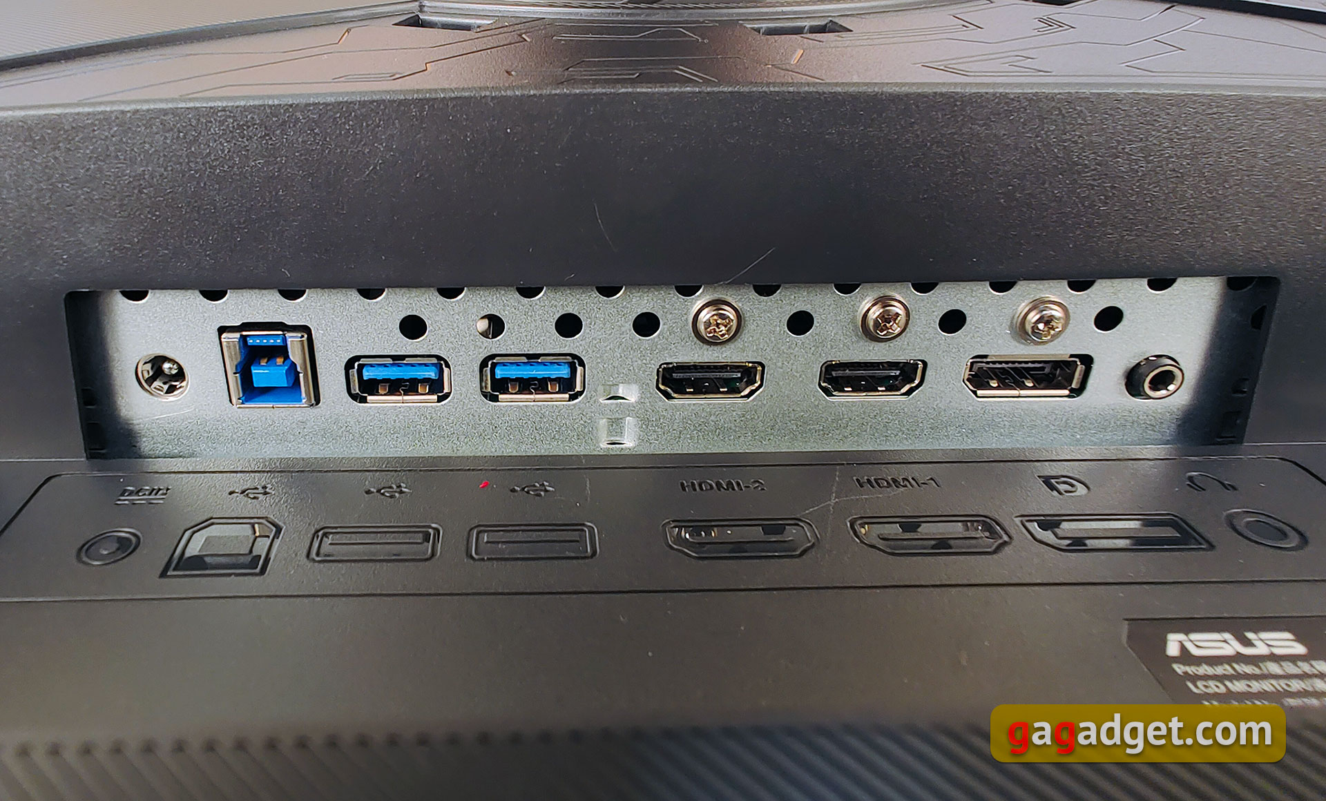 Test ASUS ROG Swift PG32UQ : moniteur de jeu à points quantiques 4K-14