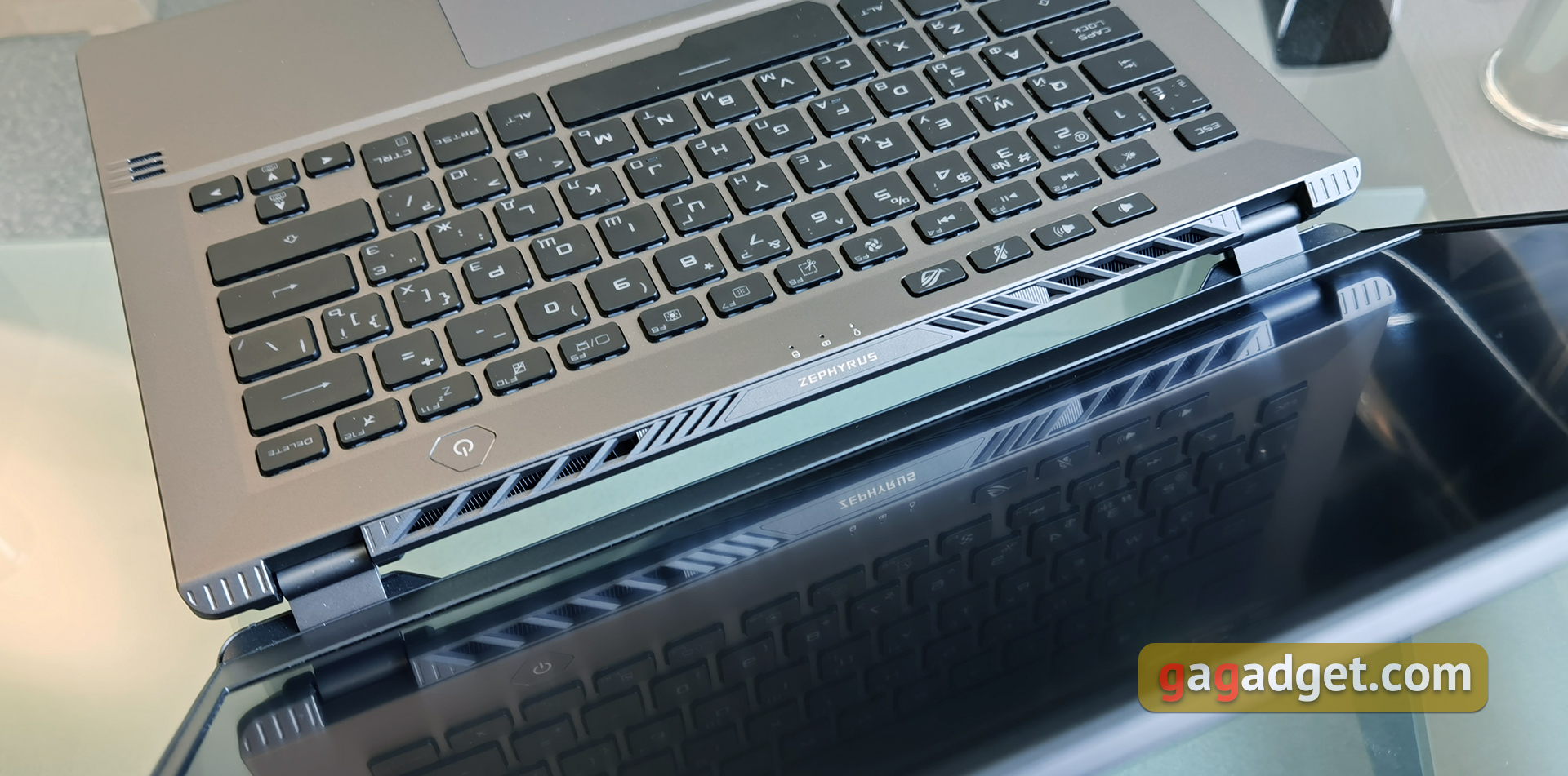 Обзор игрового ноутбука ASUS ROG Zephyrus G14: правильный ультрапортативный гейминг-21