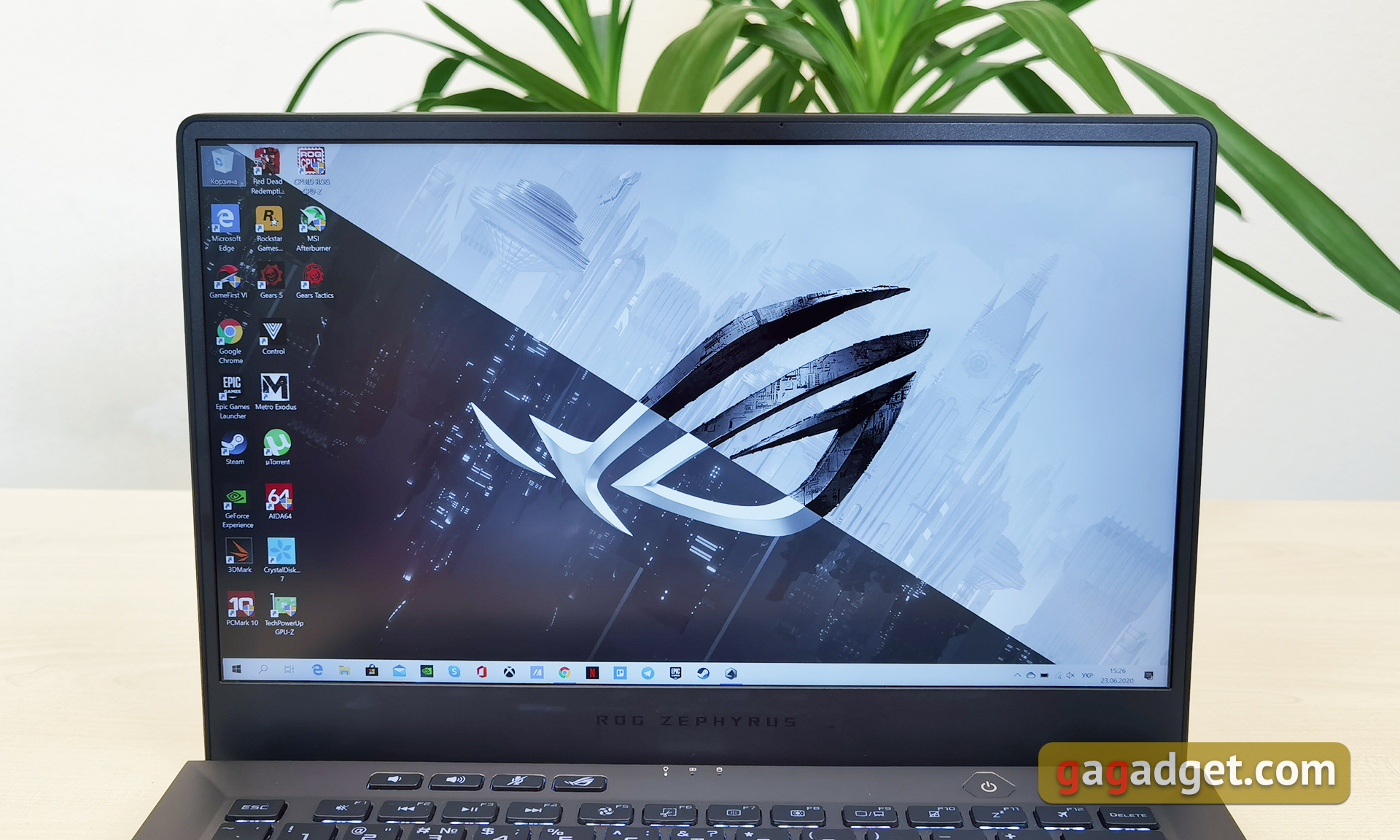 Обзор игрового ноутбука ASUS ROG Zephyrus G14: правильный ультрапортативный гейминг-33