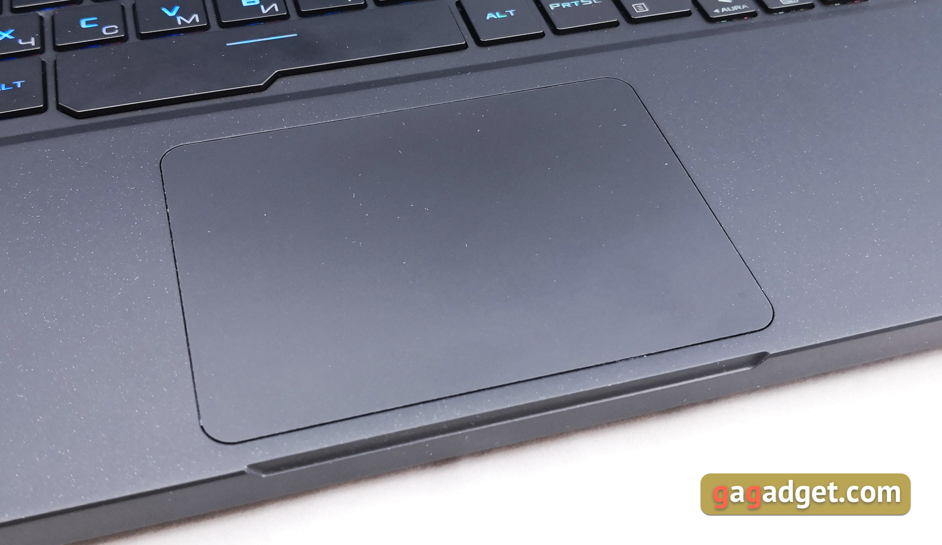 Огляд ASUS ROG Zephyrus S GX502GW: потужний ігровий ноутбук з GeForce RTX 2070 вагою лише 2 кг-21