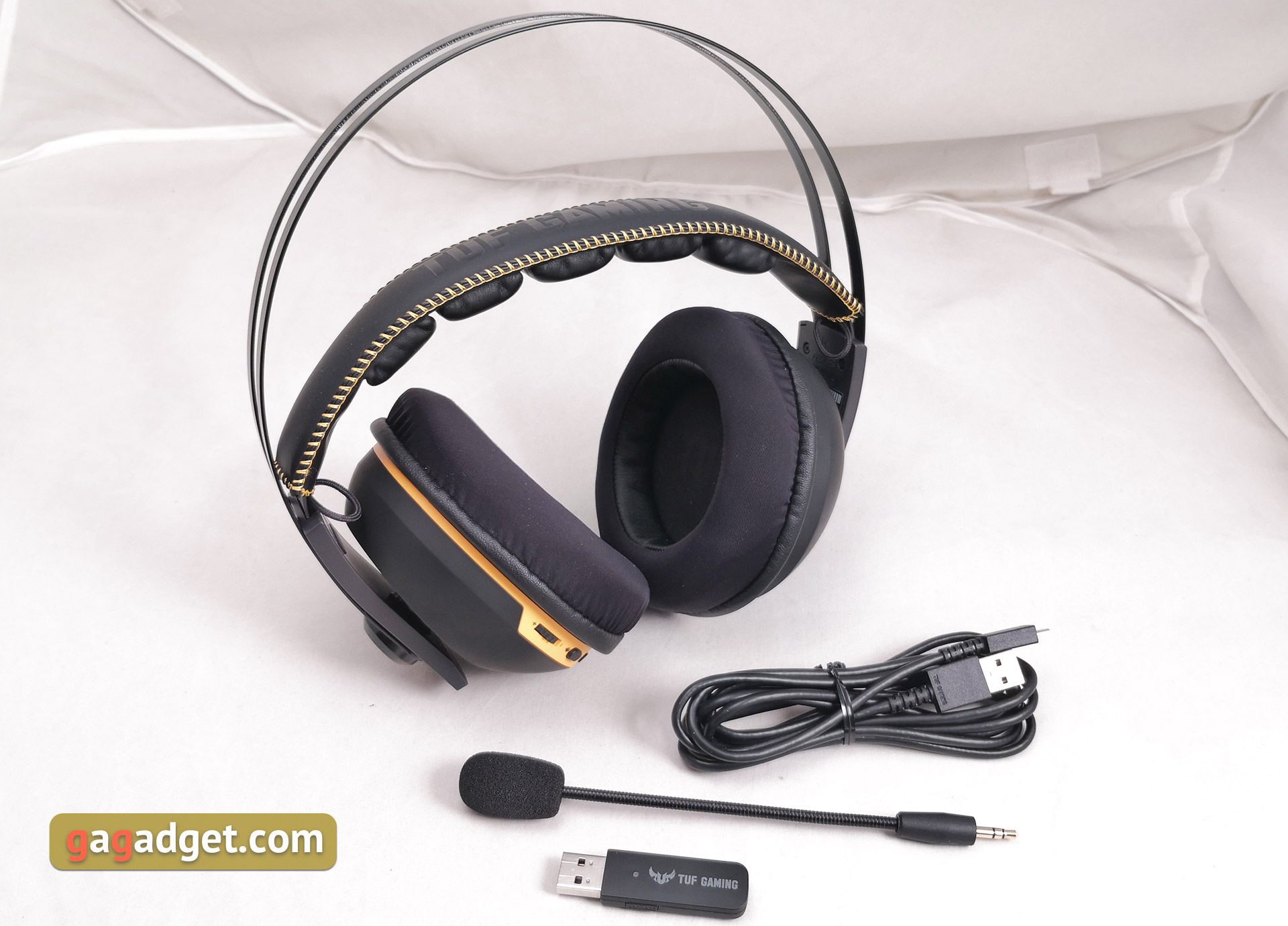 Огляд ASUS TUF Gaming H7 Wireless: бездротова ігрова гарнітура для ПК, PS4 та Mac-2
