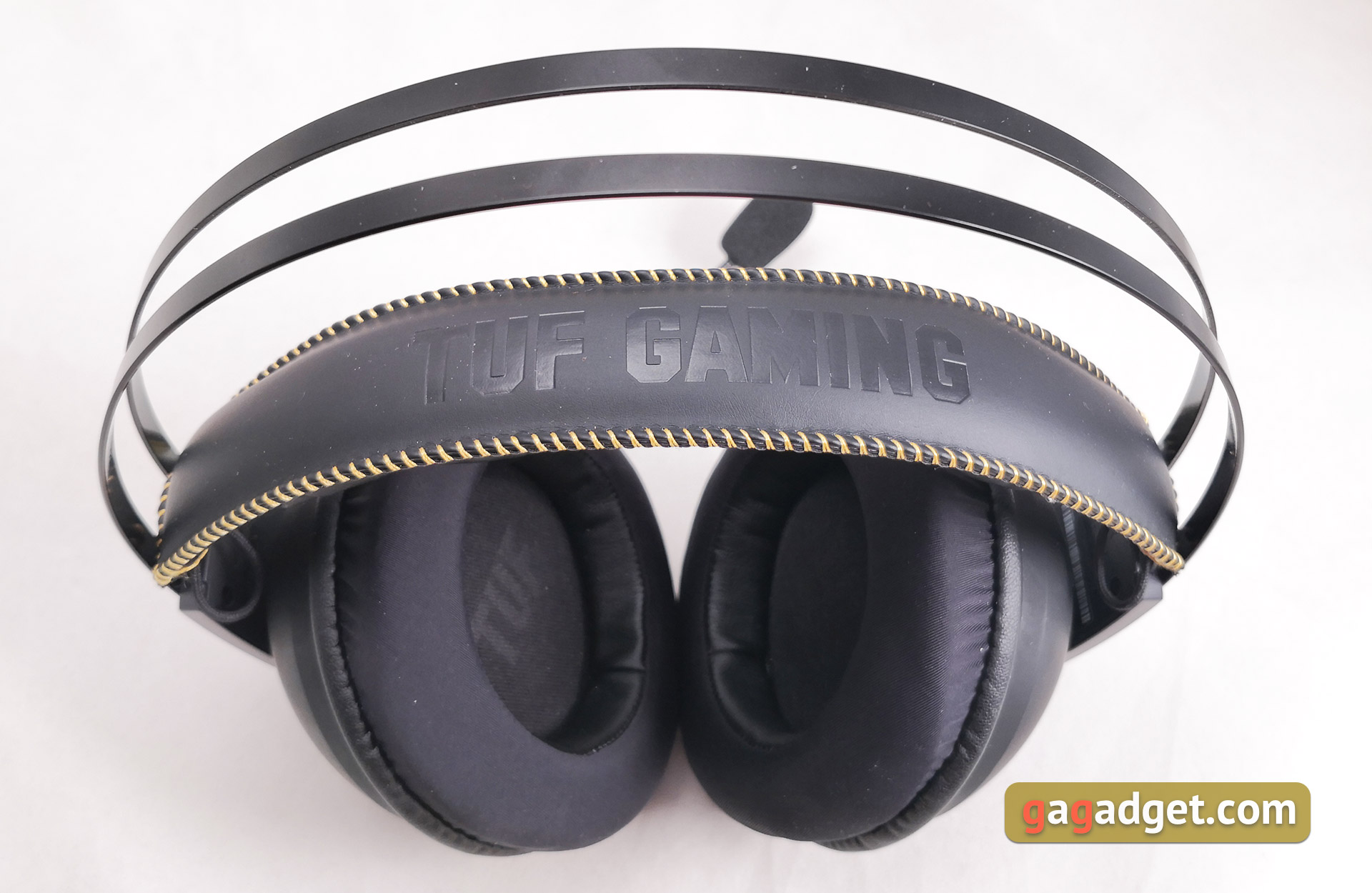 Огляд ASUS TUF Gaming H7 Wireless: бездротова ігрова гарнітура для ПК, PS4 та Mac-6