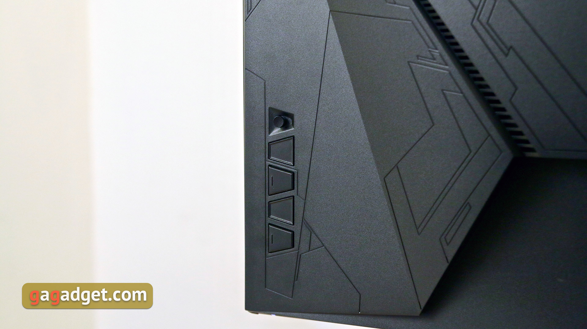 Обзор ASUS TUF Gaming VG32VQ: изогнутый геймерский монитор с 144 Гц VA-матрицей и приятной стоимостью-18