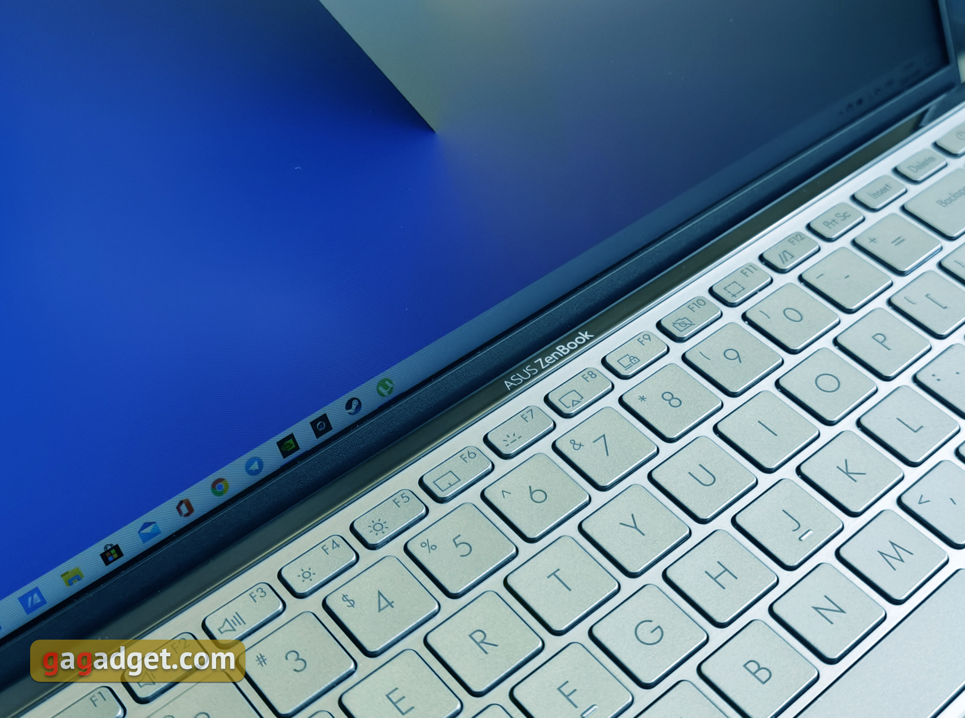 Обзор ноутбука ASUS ZenBook 14 UM433IQ: удачный симбиоз AMD и NVIDIA в компактном корпусе-5