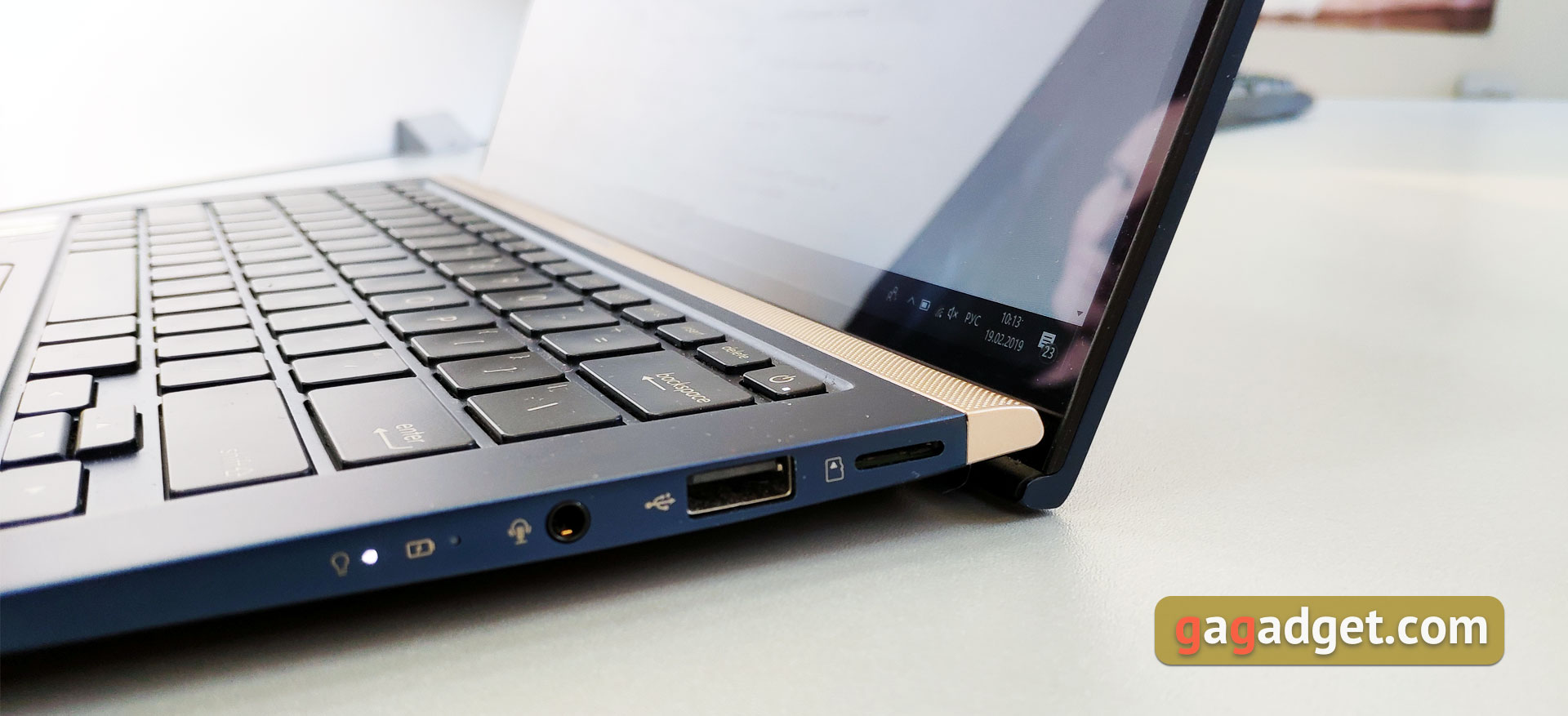 asus-zenbook-14-ux433fd-17.jpg