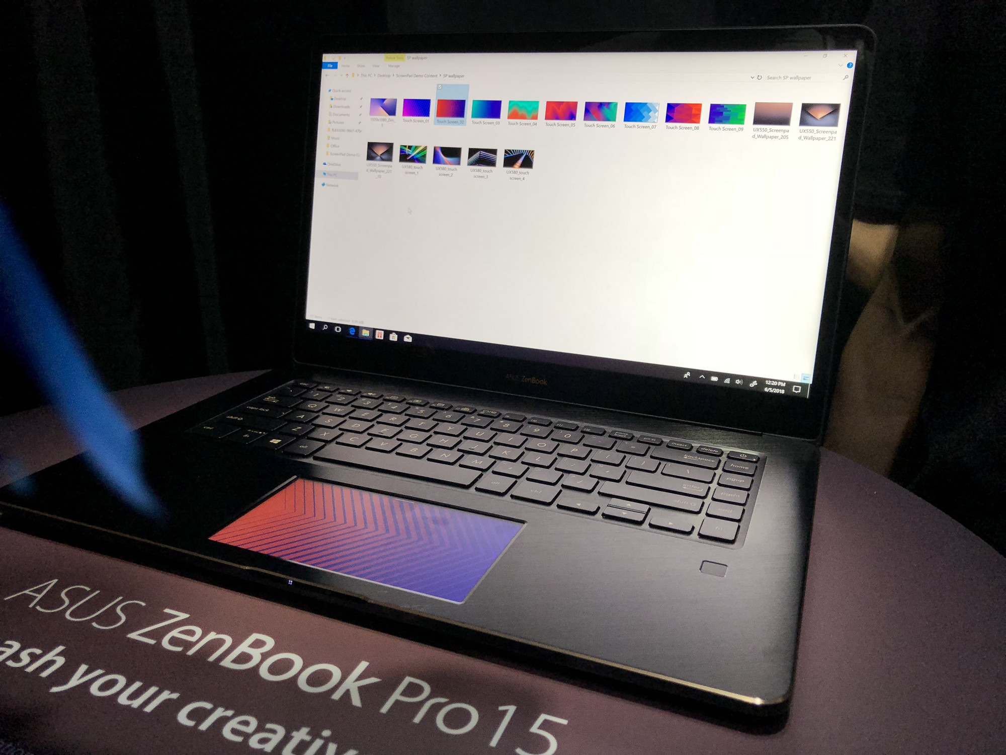 asus-zenbook-pro-15-screenpad-2.jpg
