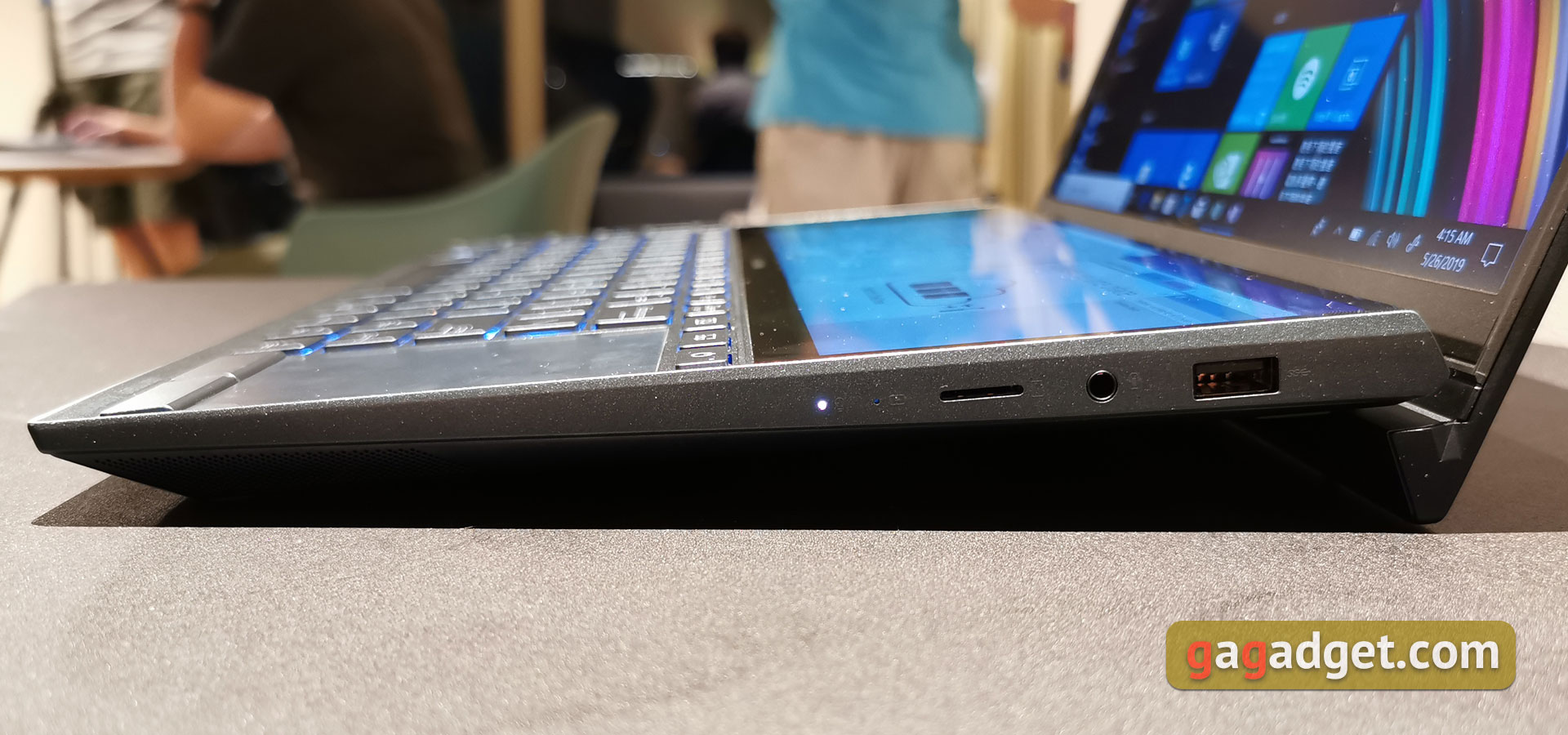 Ноутбук ASUS ZenBook Pro Duo с двумя экранами: первые впечатления-14