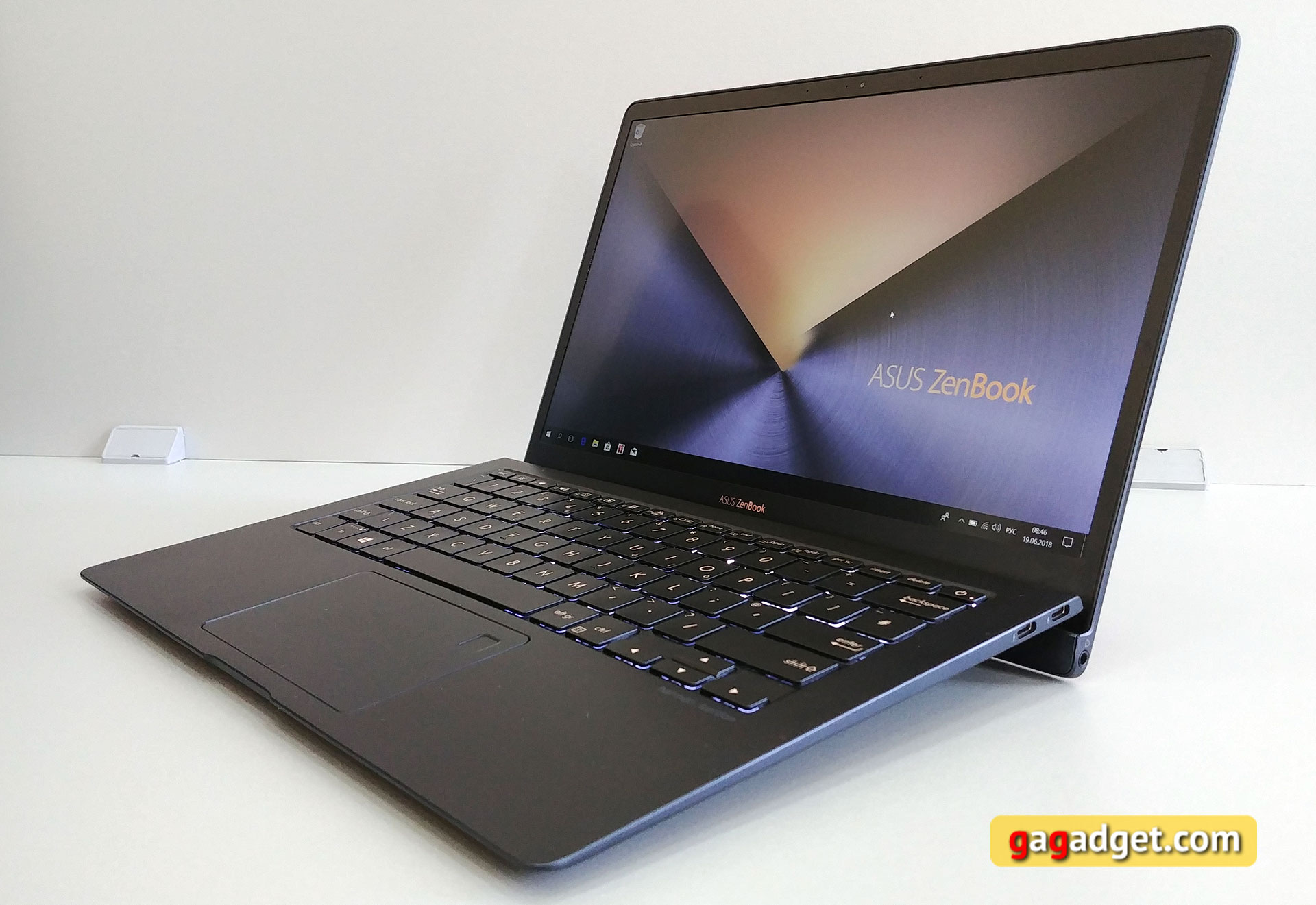 asus-zenbook-s-01.jpg
