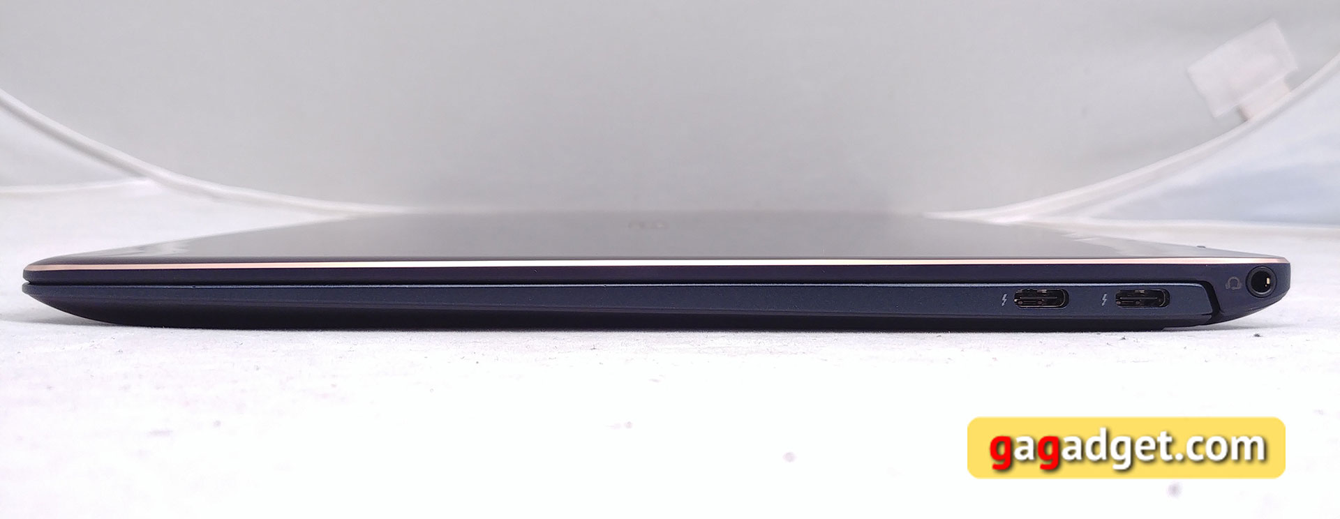 asus-zenbook-s-05.jpg
