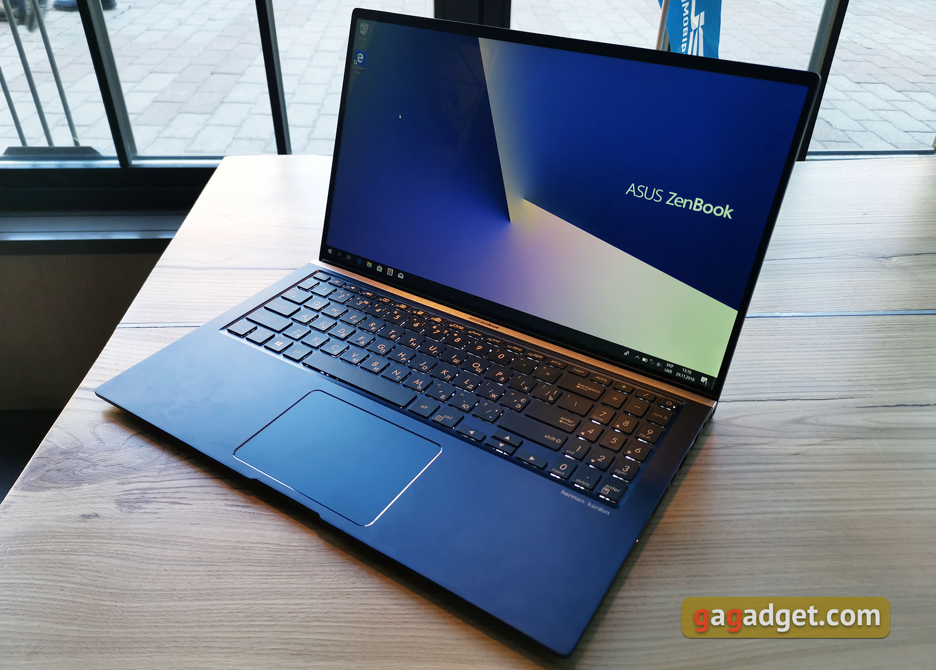 asus-zenbook-ukraine-29-11-2018-08.jpg