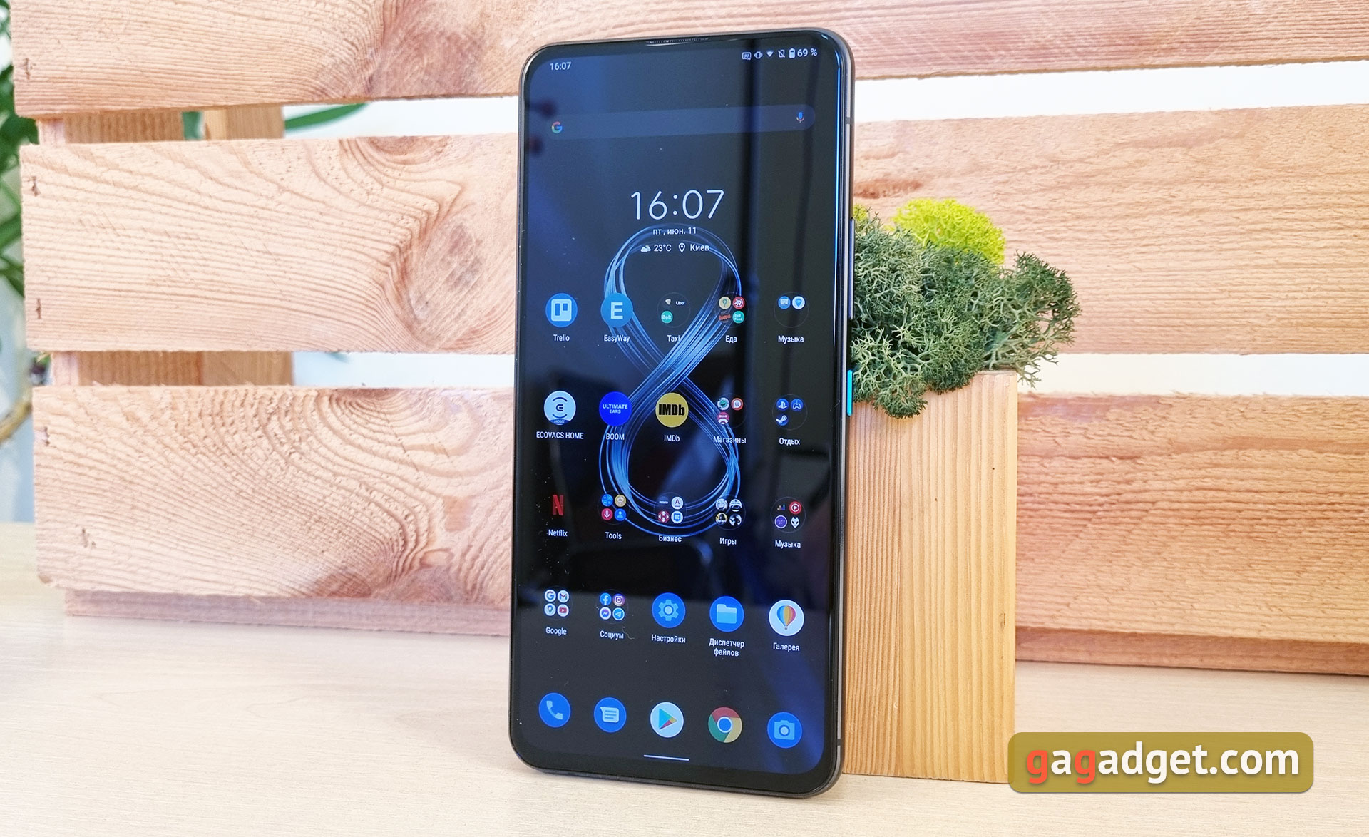 ASUS ZenFone 8 Flip Review-19
