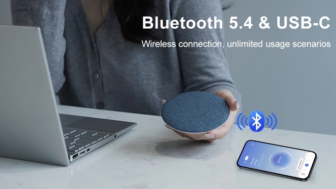 SluTune Q1 Bluetooth speaker in the interior