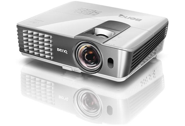 Короткофокусный DLP-проектор с поддержкой 3D BenQ W1080ST Короткофокусный DLP-проектор с поддержкой 3D BenQ W1080ST
