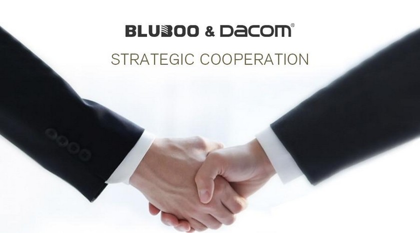 bluboo-s-1-dacom-headset-1.jpg