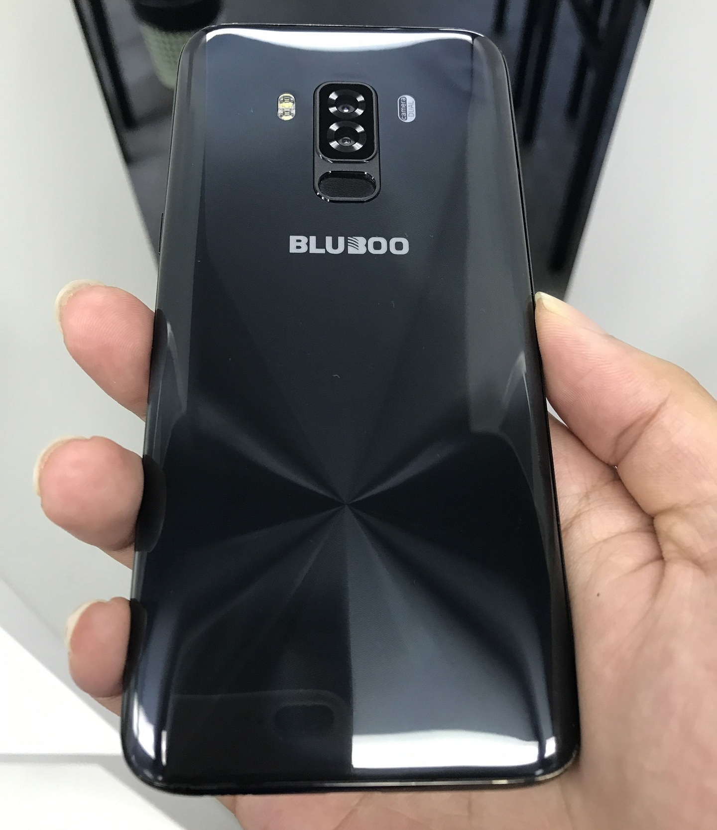 bluboo-s8-20-july-3.jpg
