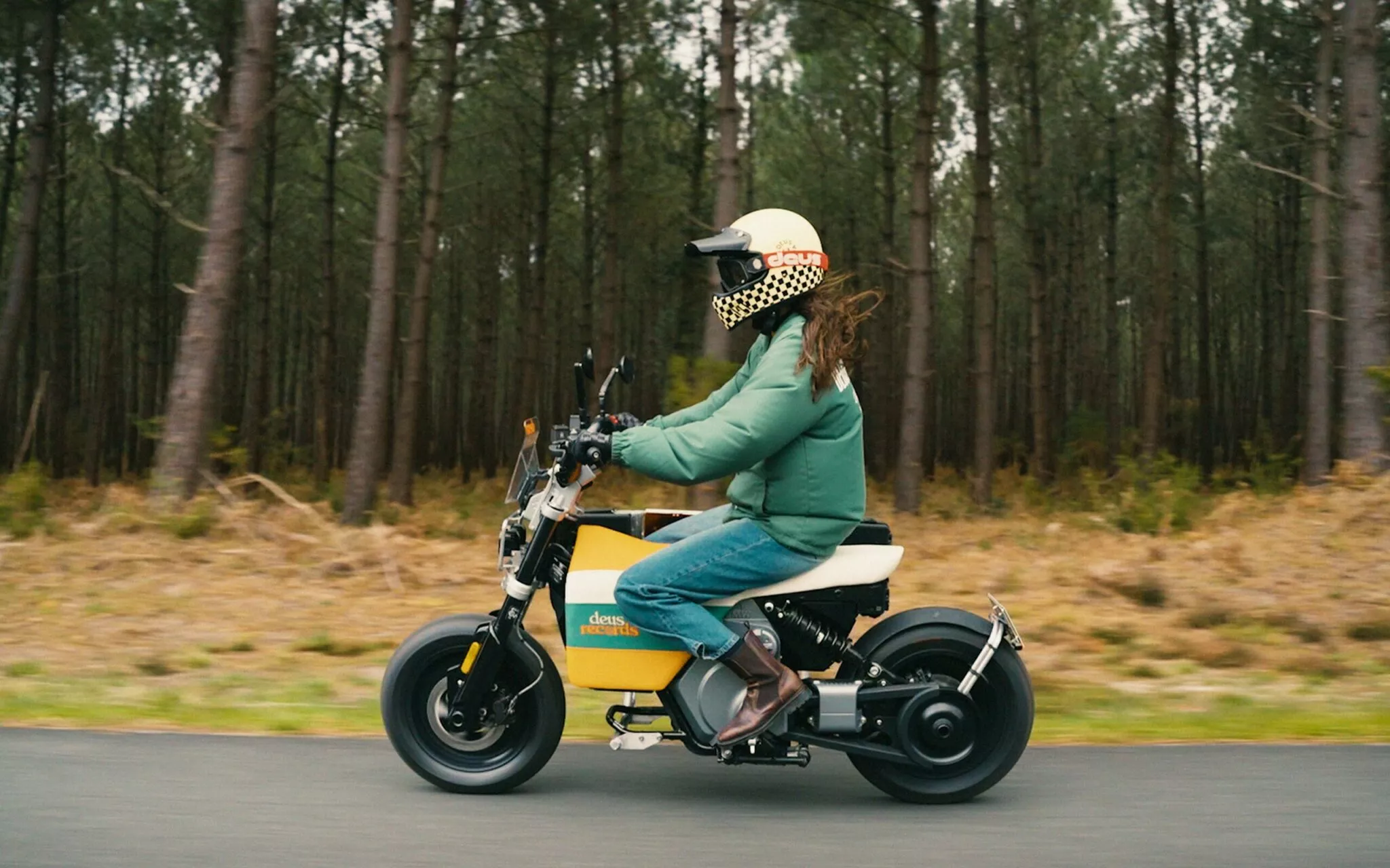 Сидение BMW CE 02