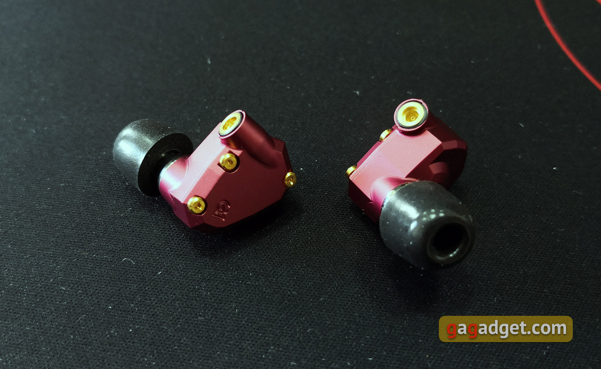 Огляд Campfire Audio IO: дводрайверні арматурні навушники «з перчинкою»-17