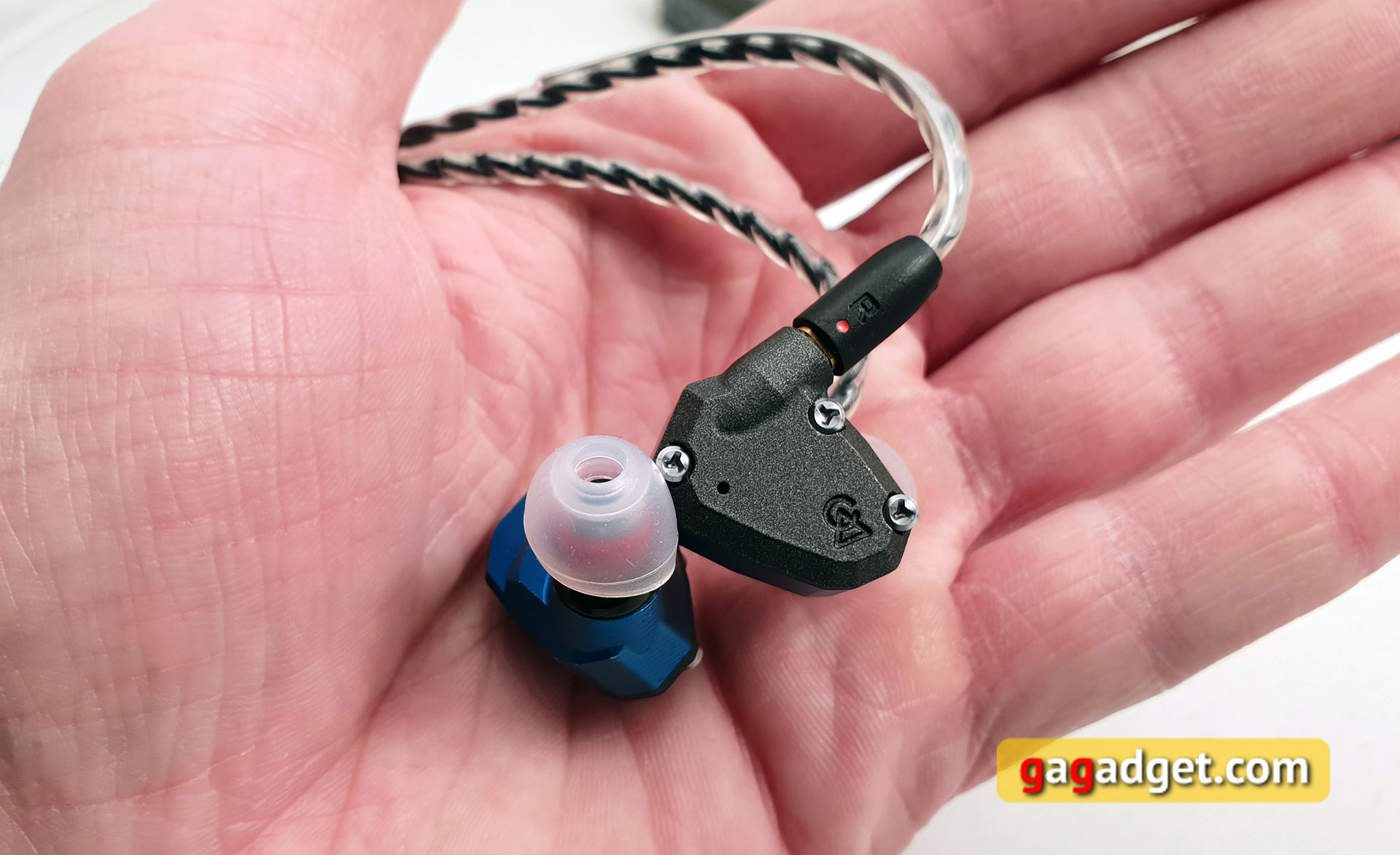 campfire-audio-polaris-08.jpg