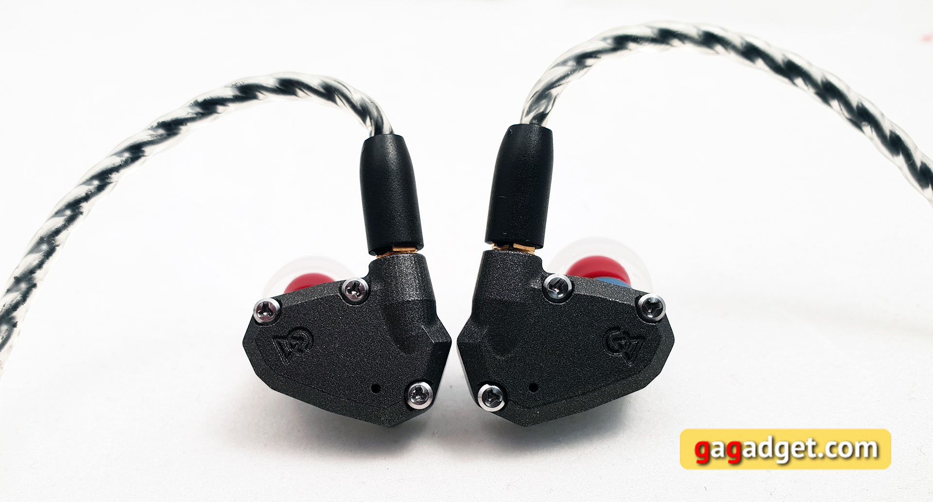 campfire-audio-polaris-09.jpg