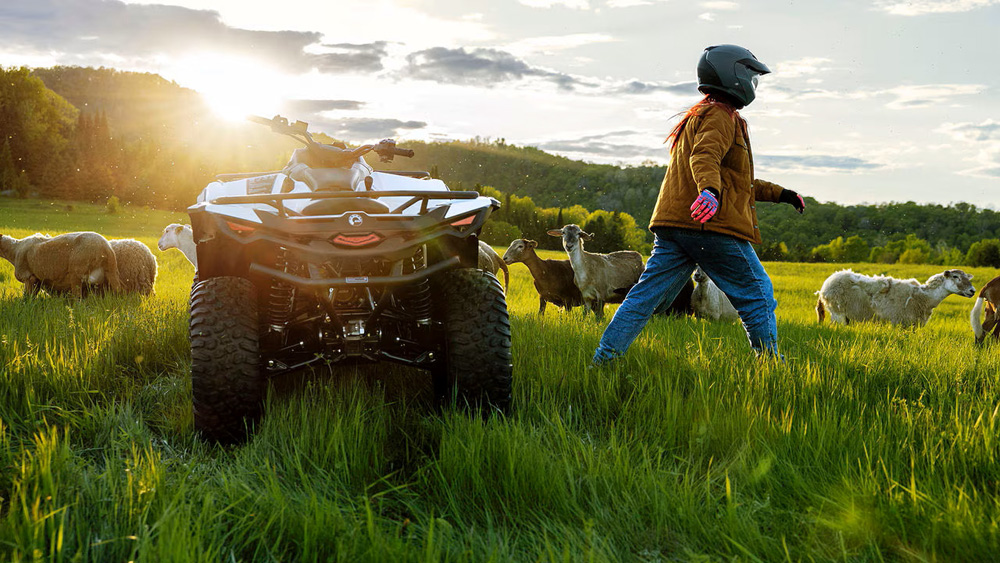 Електричний квадроцикл Can-Am Outlander Electric