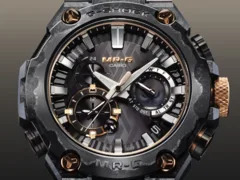 Montre Casio MRGB2000JS1A en arrière-plan
