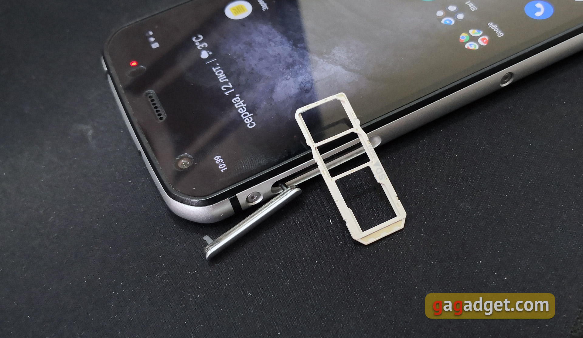 Огляд CAT S52: "незламний" смартфон з людським обличчям та NFC-10