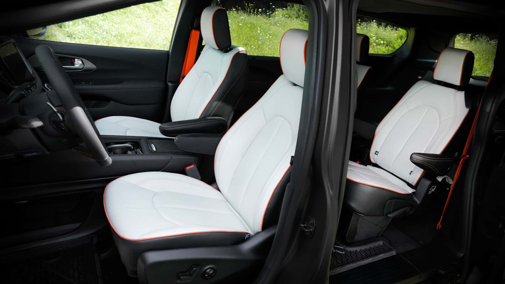 Огляд Chrysler Pacifica Grizzly Peak Огляд Chrysler Pacifica Grizzly Peak