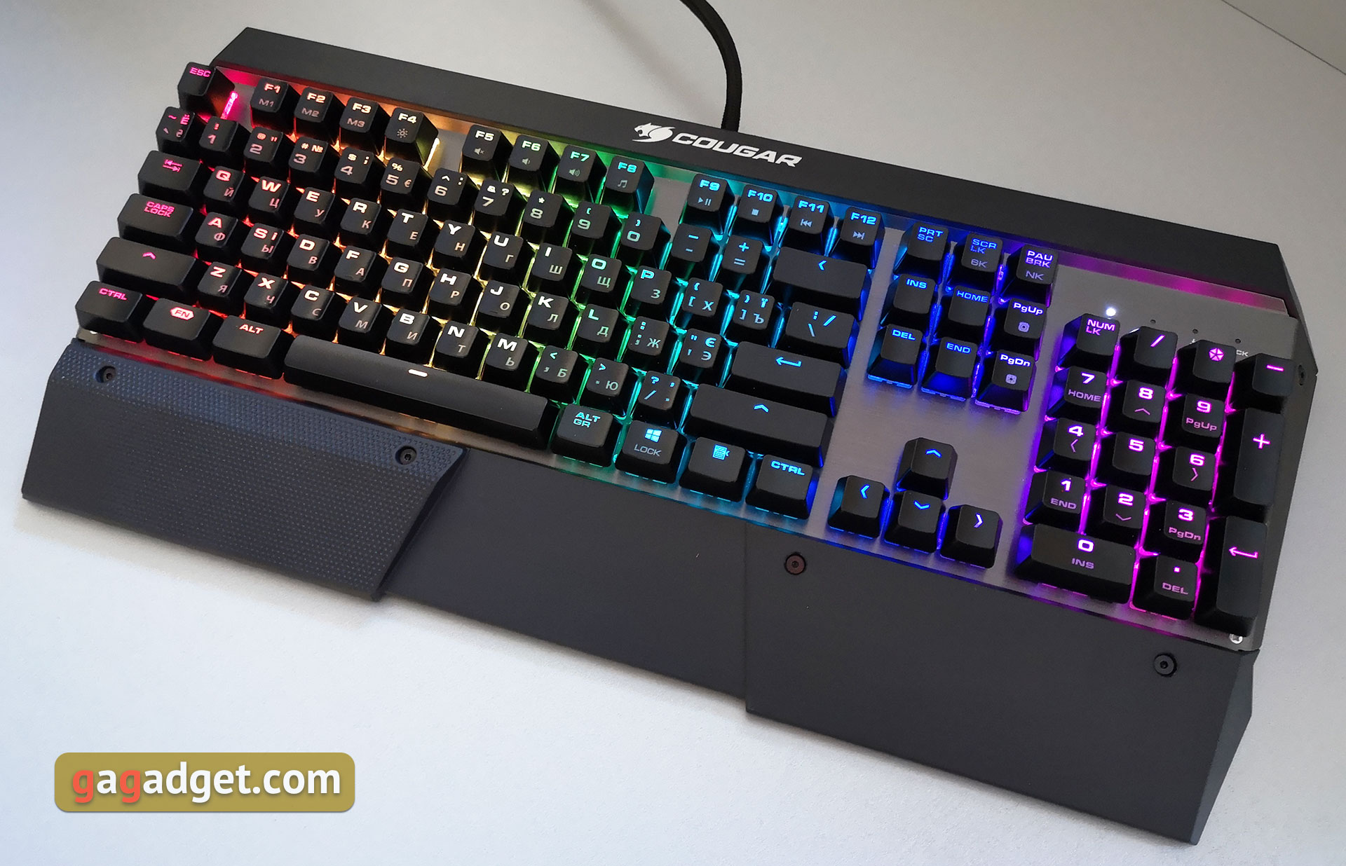 cougar-attack-x3-rgb-01.jpg