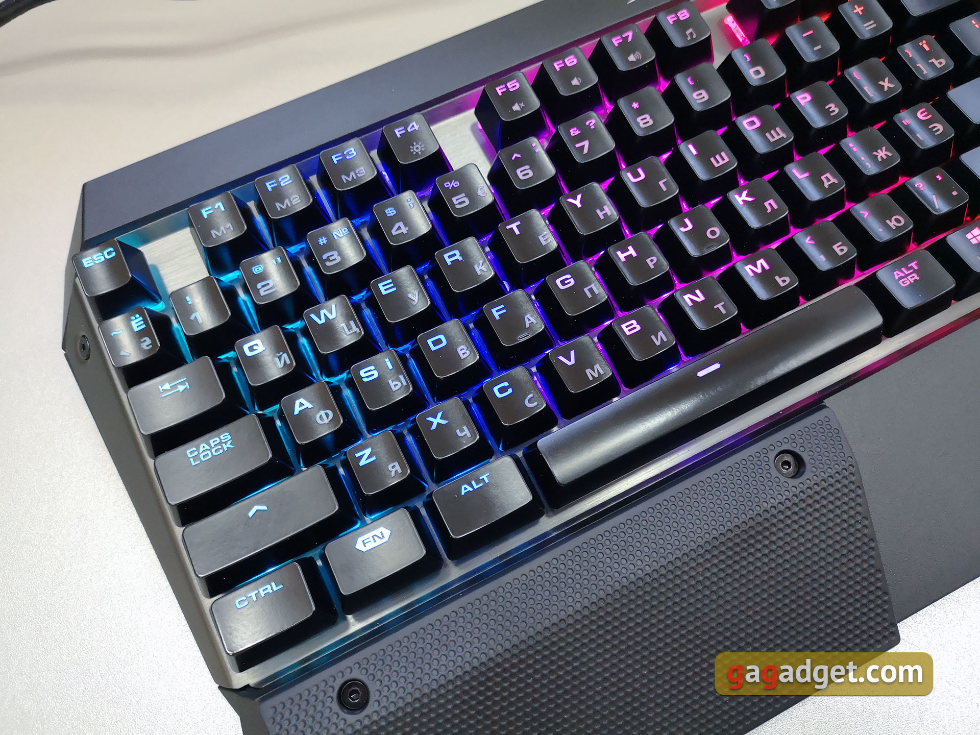 cougar-attack-x3-rgb-09.jpg