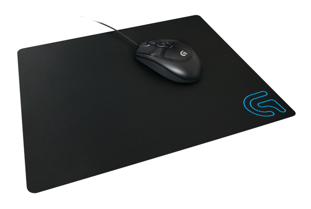Беспроводная игровая мышь рекордсменка Logitech G602 и ковры G440 и G240-3