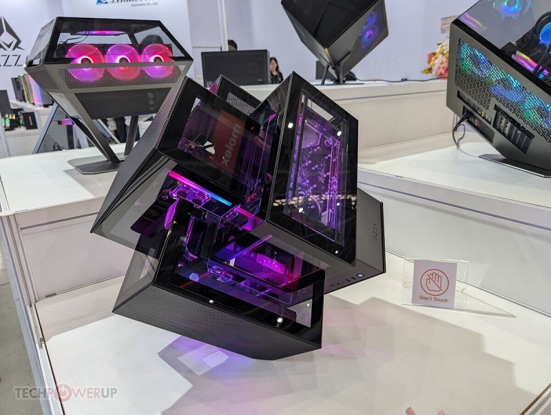 Intérieur du Cube Case par Azza