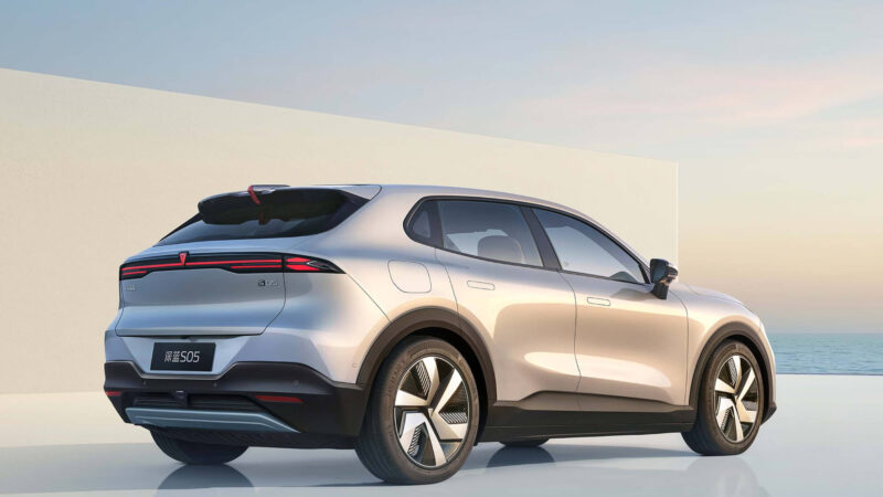 Changan Deepal S05 interior with multimedia