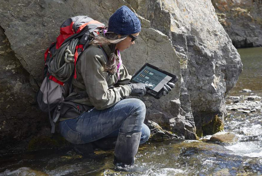Очень защищенный планшет Dell Latitude 12 Rugged Tablet для работы в экстремальных условиях-3