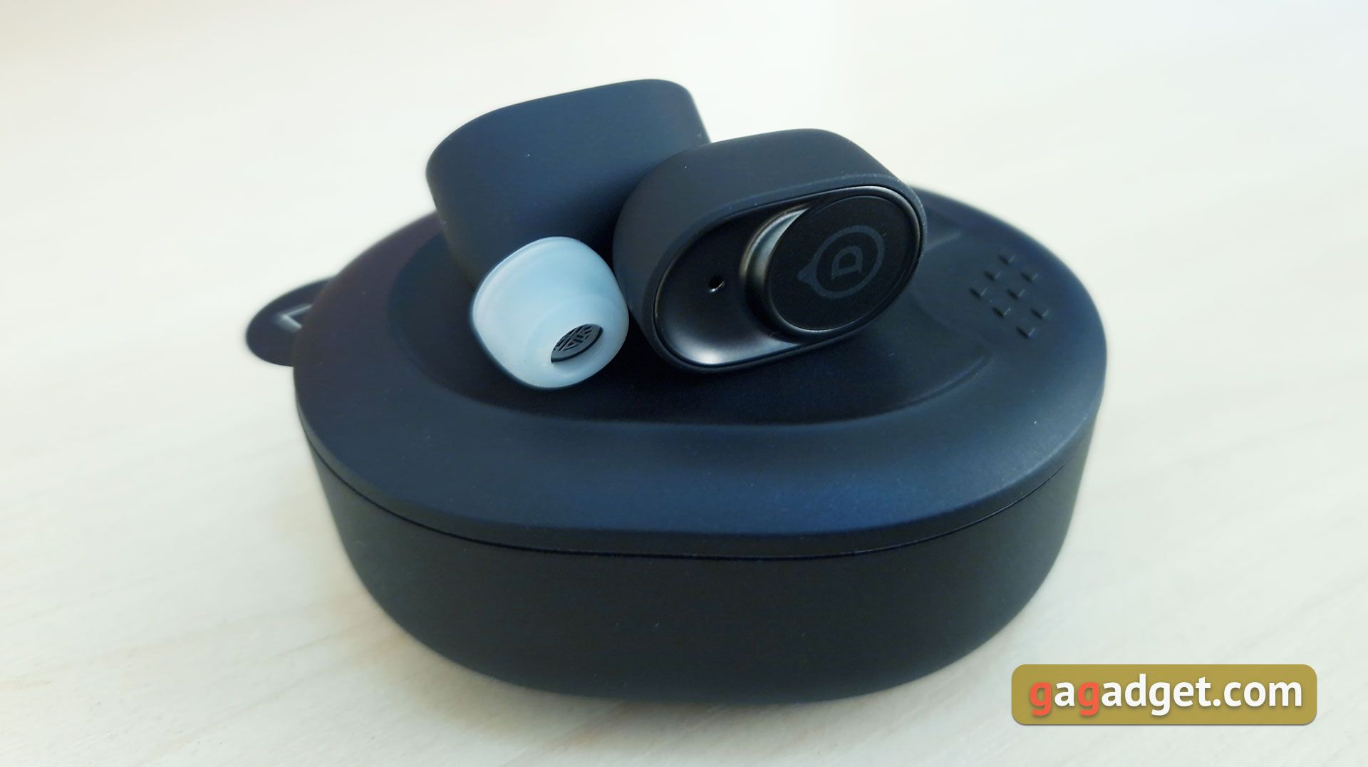 Огляд Devialet Gemini: TWS-навушники з французьким шармом-9