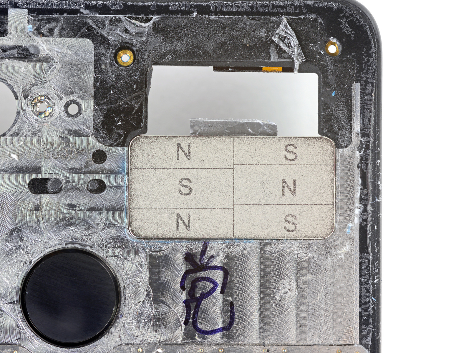 essential-phone-ifixit-11.jpg