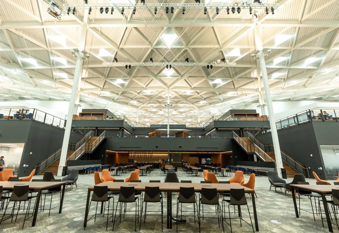 Dream Office: NVIDIA has opened its Voyager campus in California-7