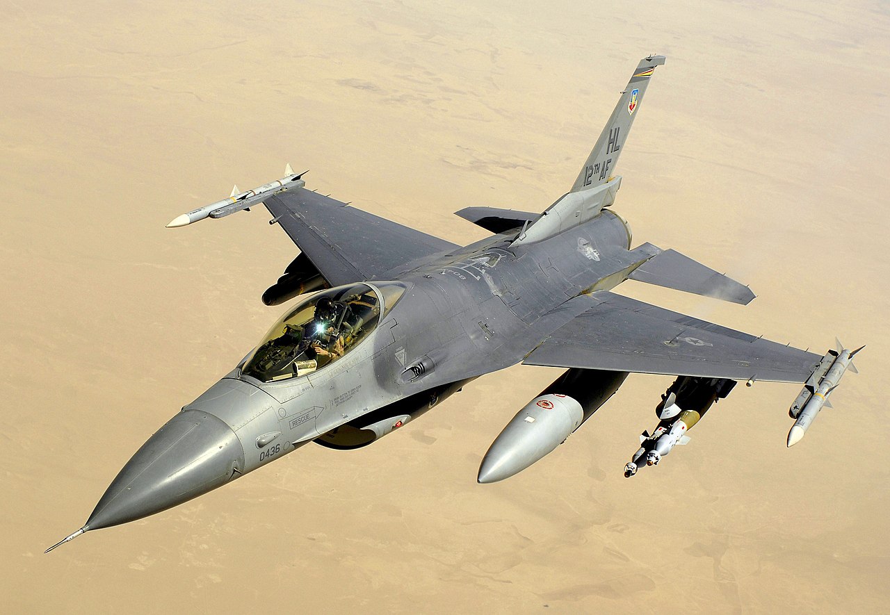 F-16 fighter jet