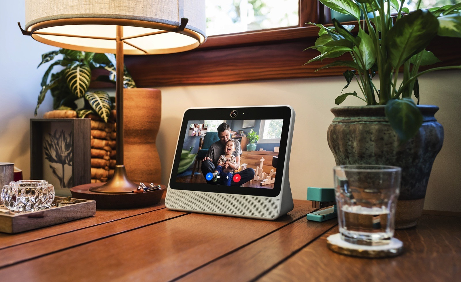 facebook-portal-portal-plus-2.jpg