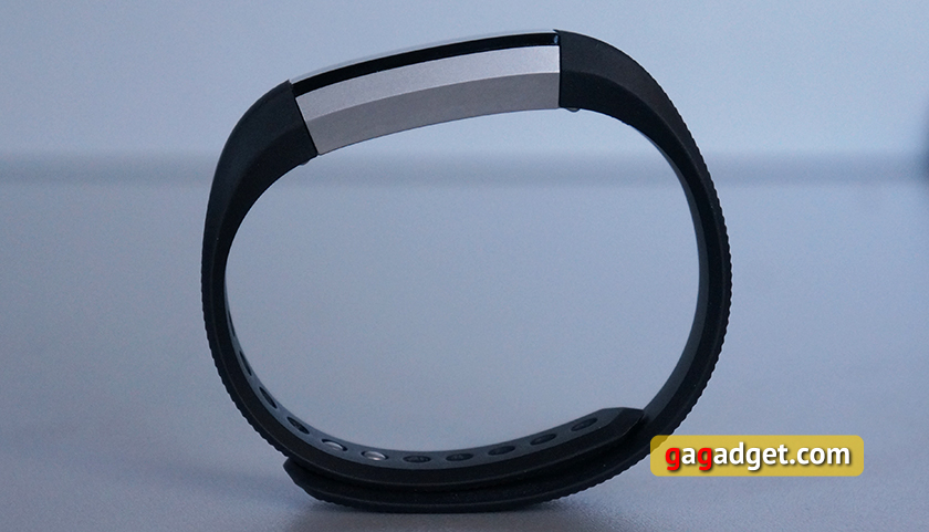 Обзор фитнес-браслета Fitbit Alta с OLED-экраном-7