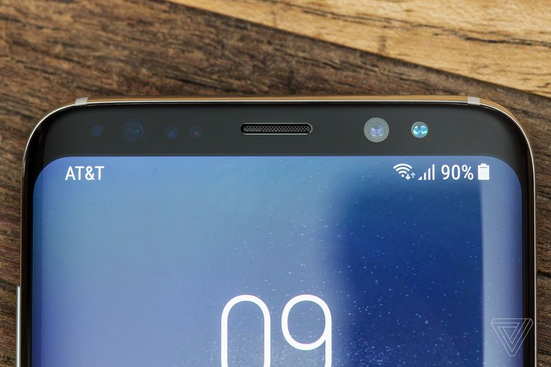 galaxy-s8-theverge-8.jpg