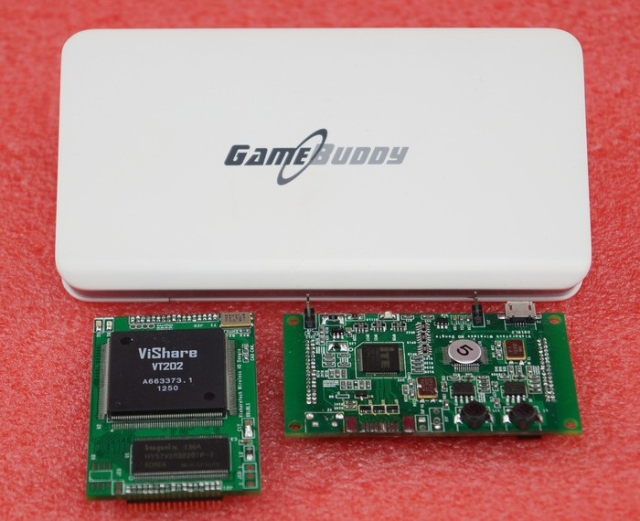 Гаджет GameBuddy для беспроводной трансляции игр без задержки-3