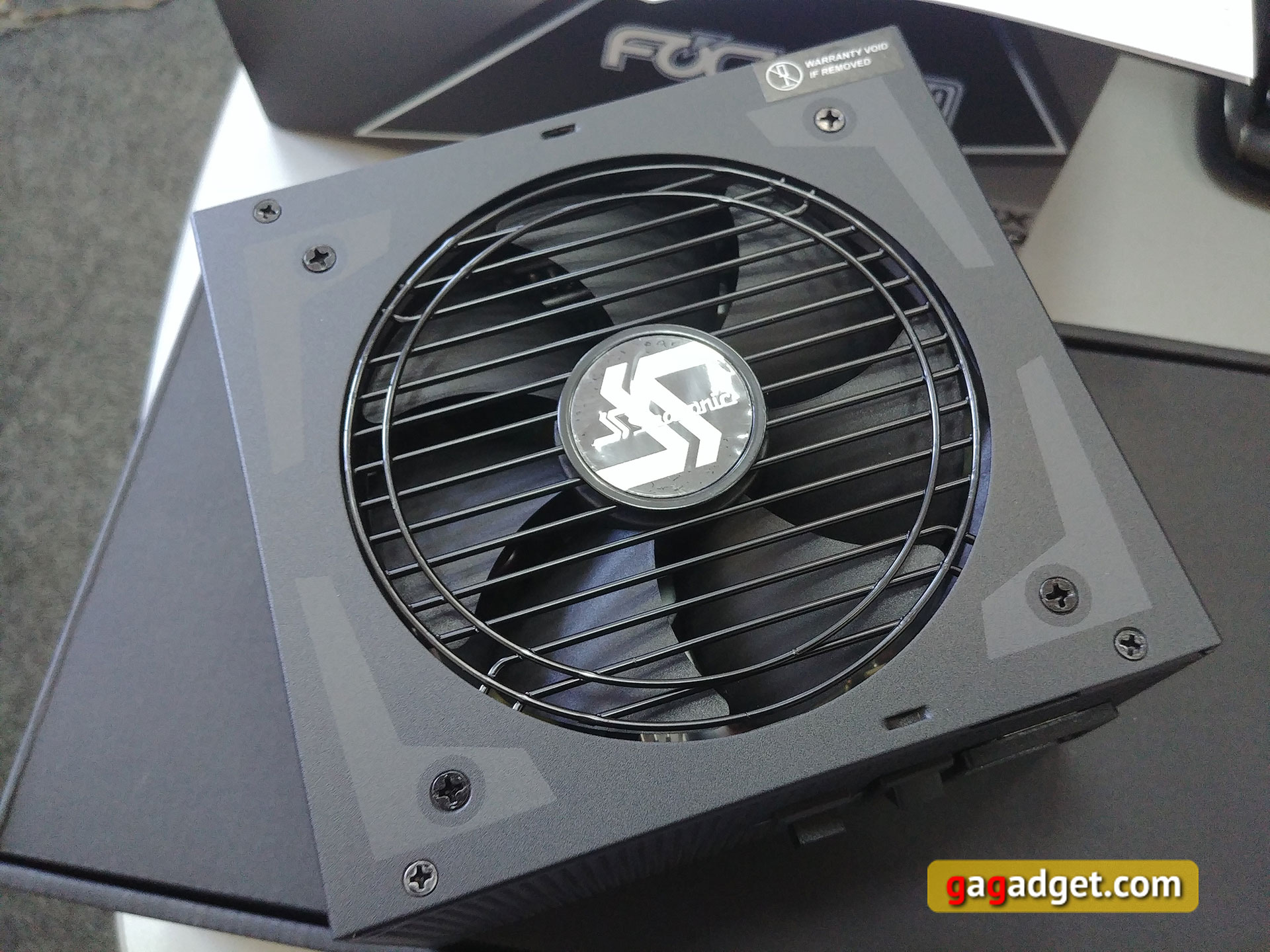 gaming-pc-medium-price-tier-mid2018-04.jpg