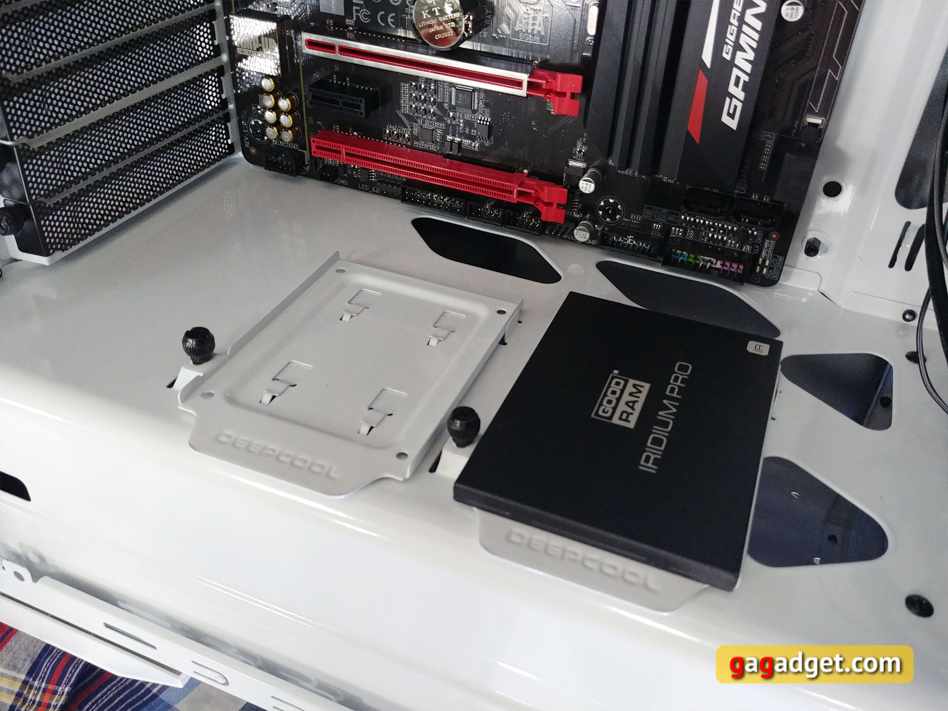 gaming-pc-medium-price-tier-mid2018-11.jpg