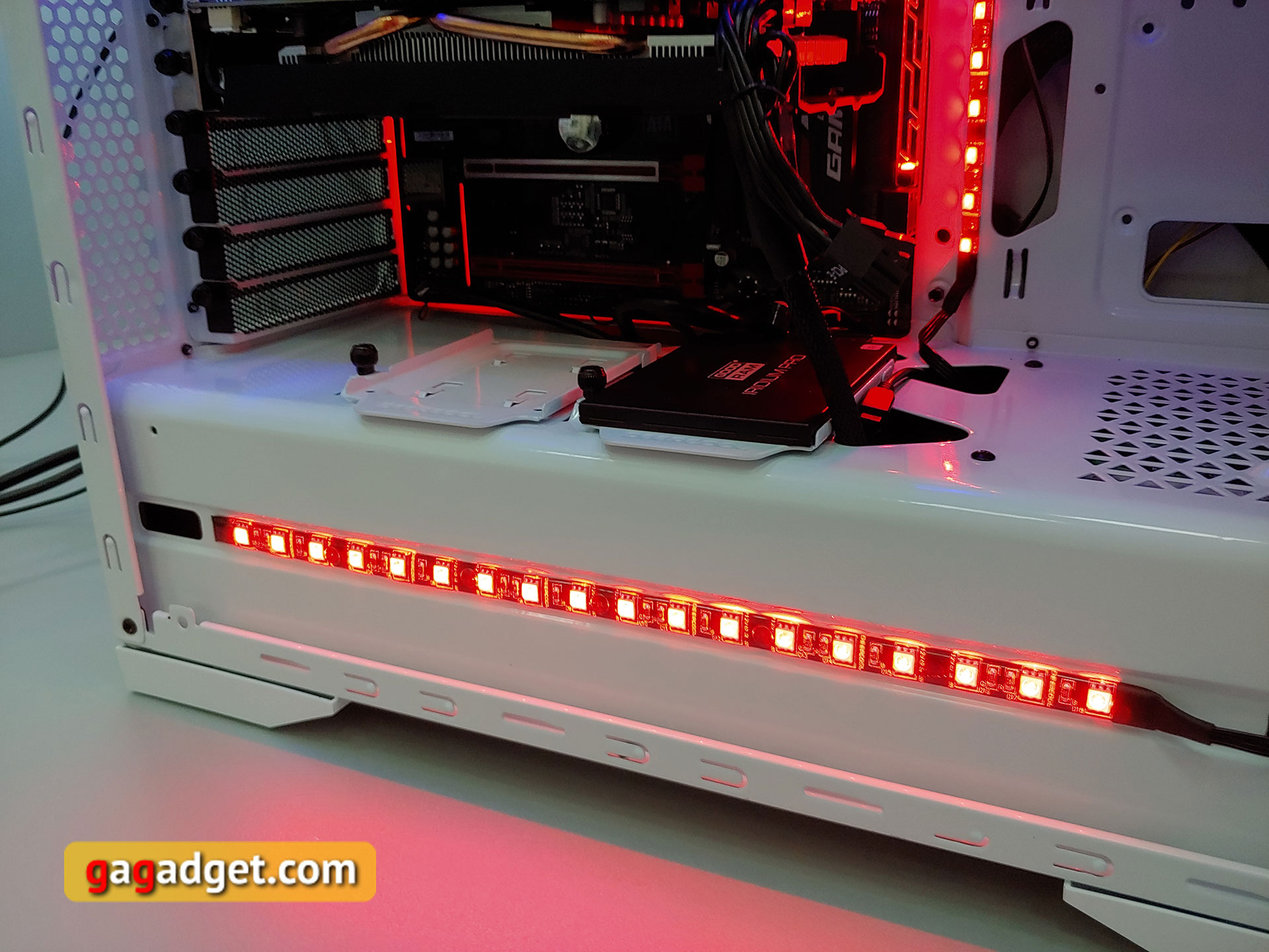 gaming-pc-medium-price-tier-mid2018-16.jpg