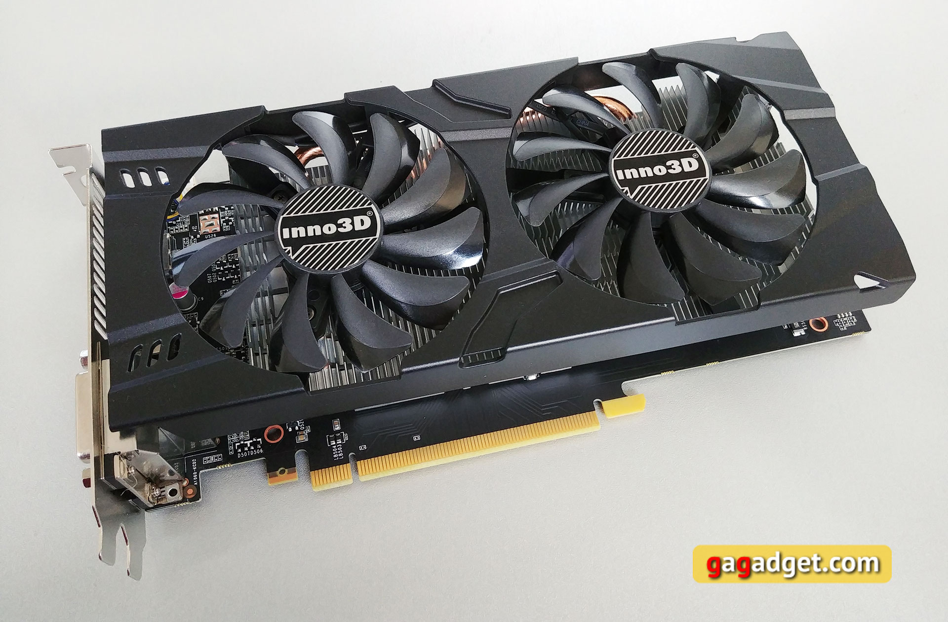 gaming-pc-medium-price-tier-mid2018-21.jpg