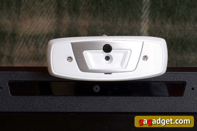 Обзор вебкамеры Genius LightCam 1020-5